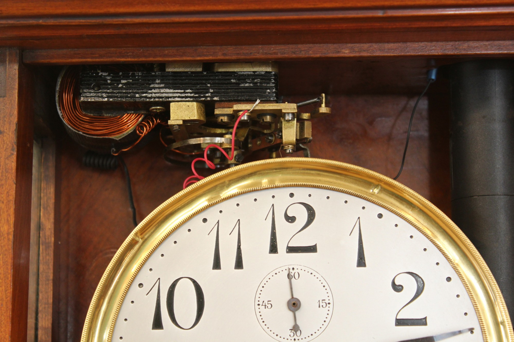 Rare Chronos Wall Clock Carlton Clocks