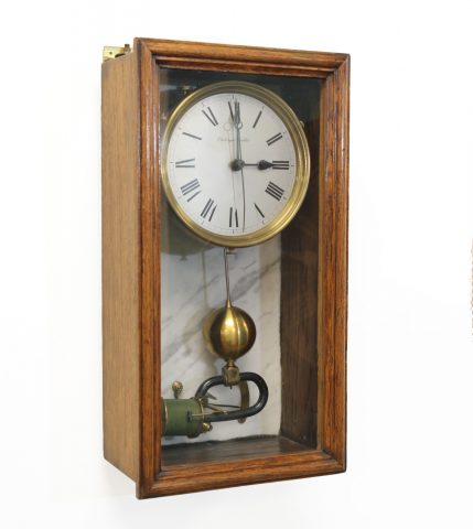 Brillie-electric-wall-clock